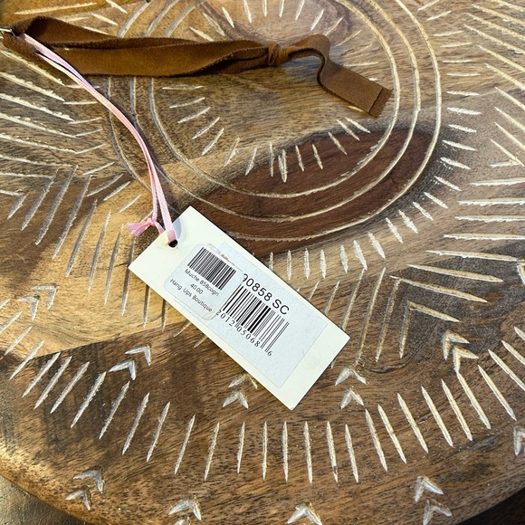 Faux suede fringe detailed tablet/ iPad holder case - Picture 4 of 7